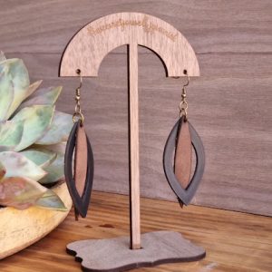 Leather Earrings 1 (Stand not included)
